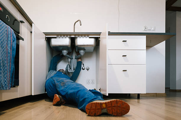 Professional Leak Detection technician working in Whitman, MA